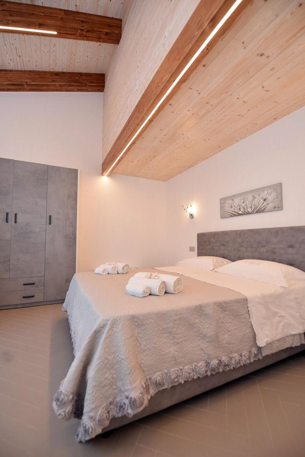 アジェーロラ La Casa Di Metisヴィラ 部屋 写真